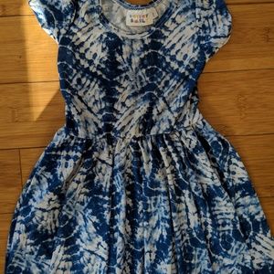 Dot dot smile dress
